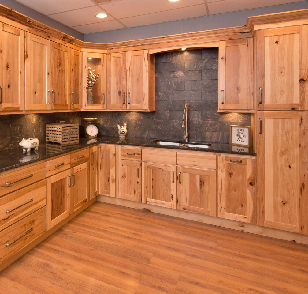 Hickory Shaker Style Ready to Assemble (RTA) Kitchen Cabinets Kitchen with Hickory Shaker Style Ready to Assemble (RTA) Cabinets